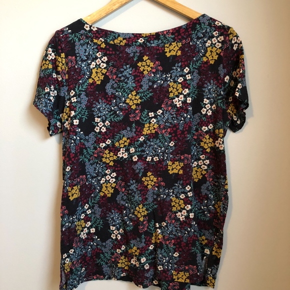 LOFT • floral tee - Picture 3 of 4